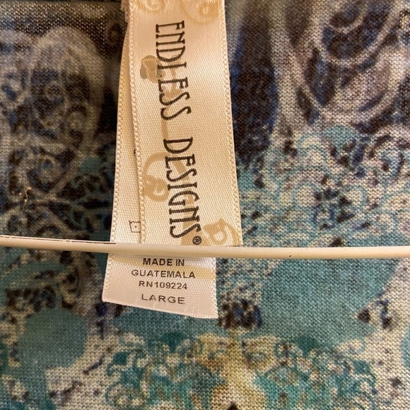 𝅺endless Designs Size Large Blue Top - Picture 4 of 11